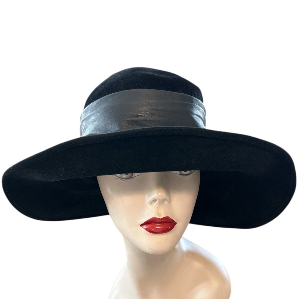 Patricia Underwood felt leather band hat